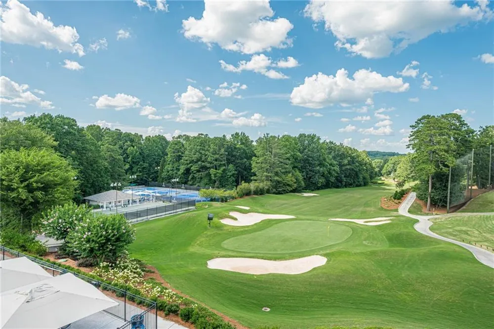 115 Farmstead Lane Roswell, GA 30075
