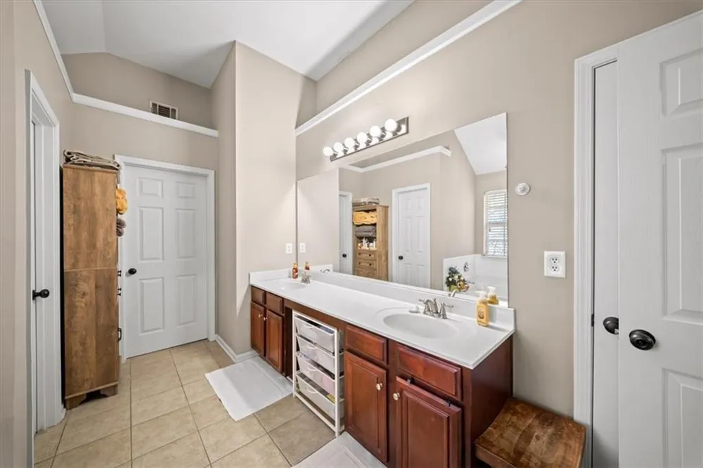 429 Farmwood Way Canton, GA 30115