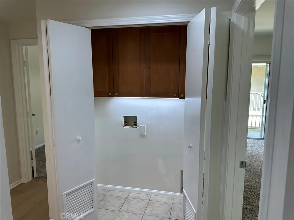 7551 Jordan Canoga Park, CA 91303