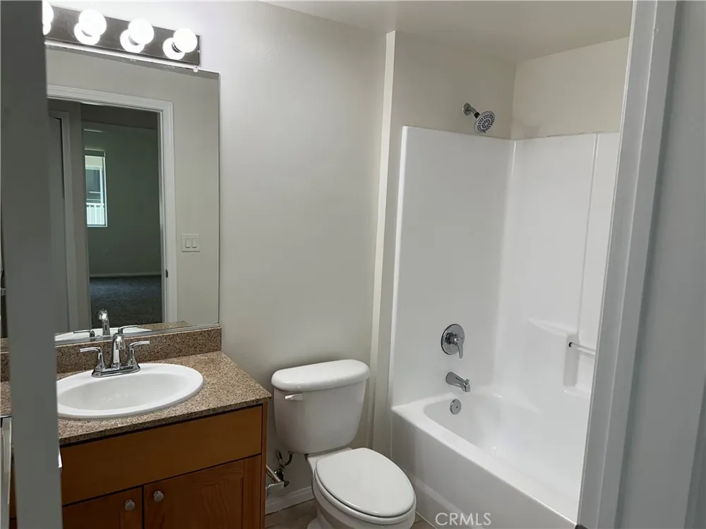 7551 Jordan Canoga Park, CA 91303