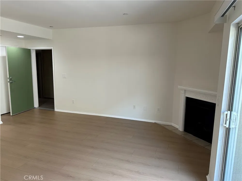 7551 Jordan Canoga Park, CA 91303