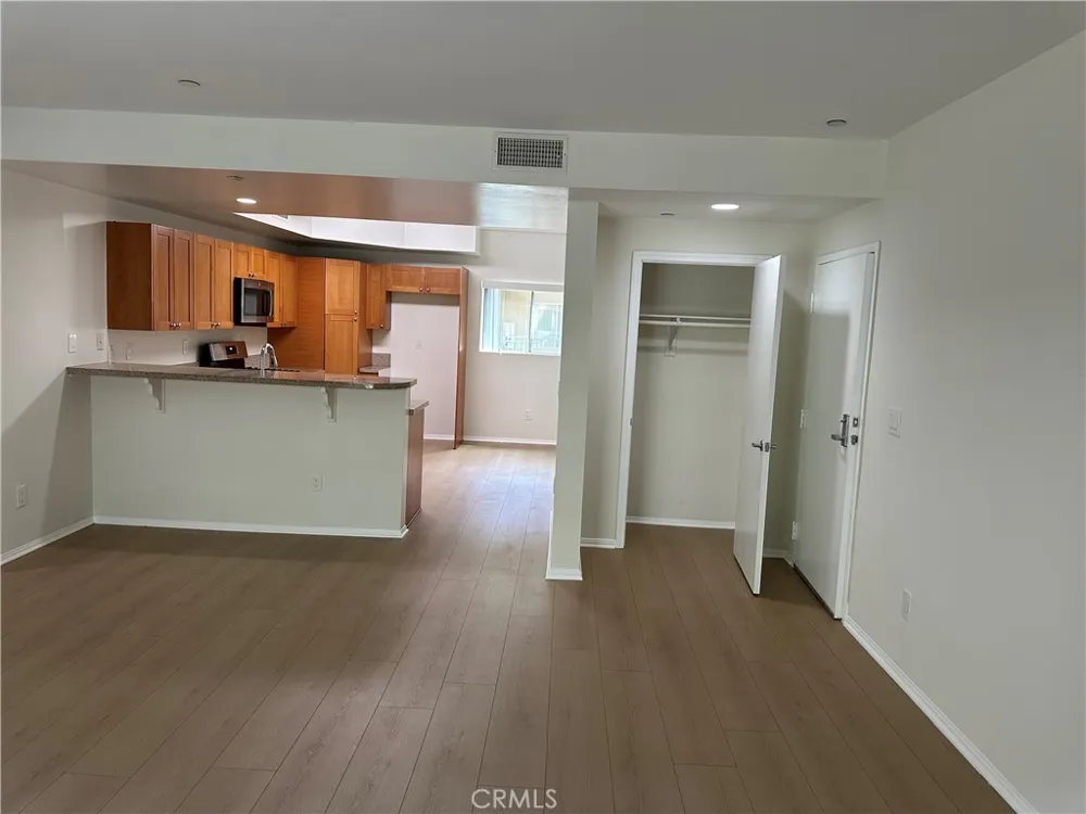 7551 Jordan Canoga Park, CA 91303