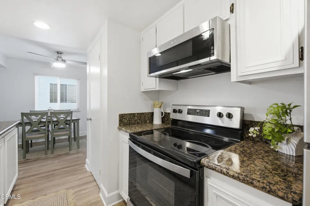 1130 Bryce Way Ventura, CA 93003