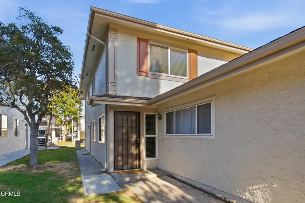 1130 Bryce Way Ventura, CA 93003