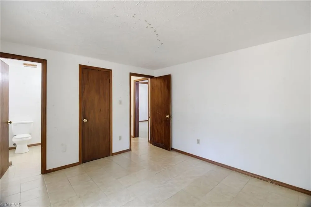 1719 Oneka Avenue High Point, NC 27260