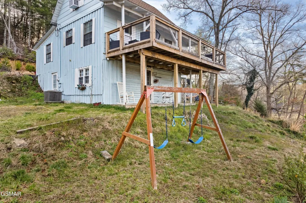 1174 Sharp Road Sevierville, TN 37876