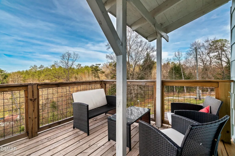 1174 Sharp Road Sevierville, TN 37876