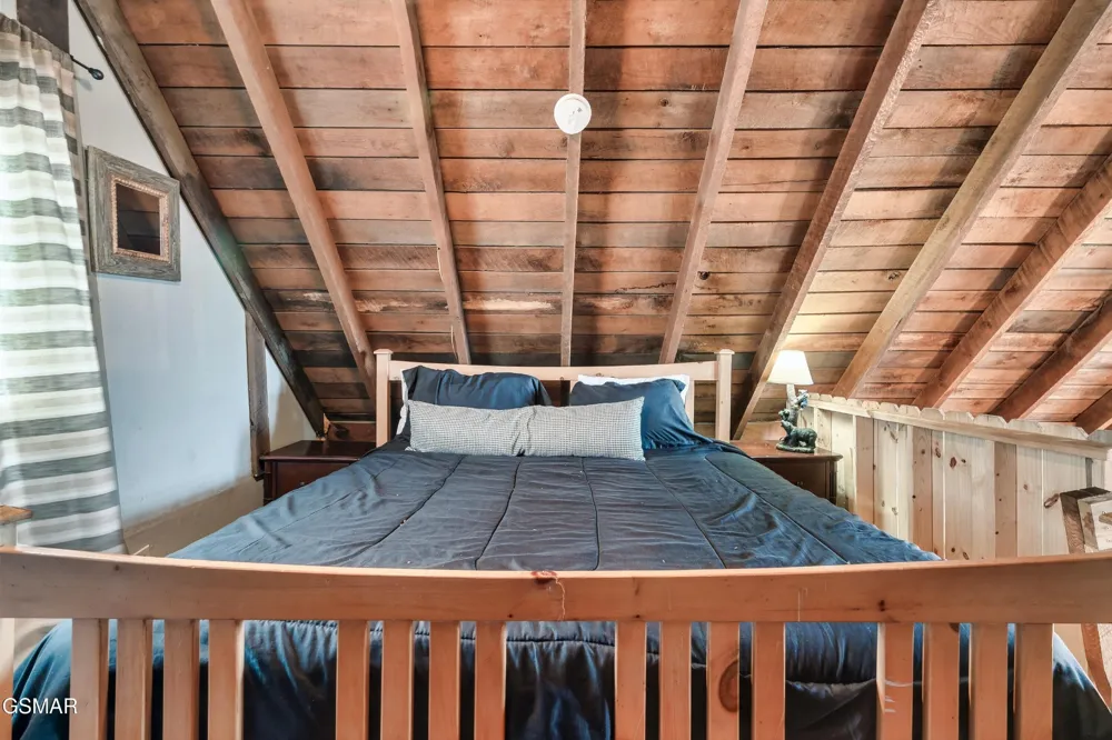 1174 Sharp Road Sevierville, TN 37876
