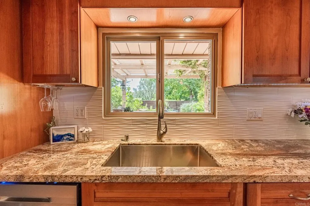 4719 Via Inca Fallbrook, CA 92028