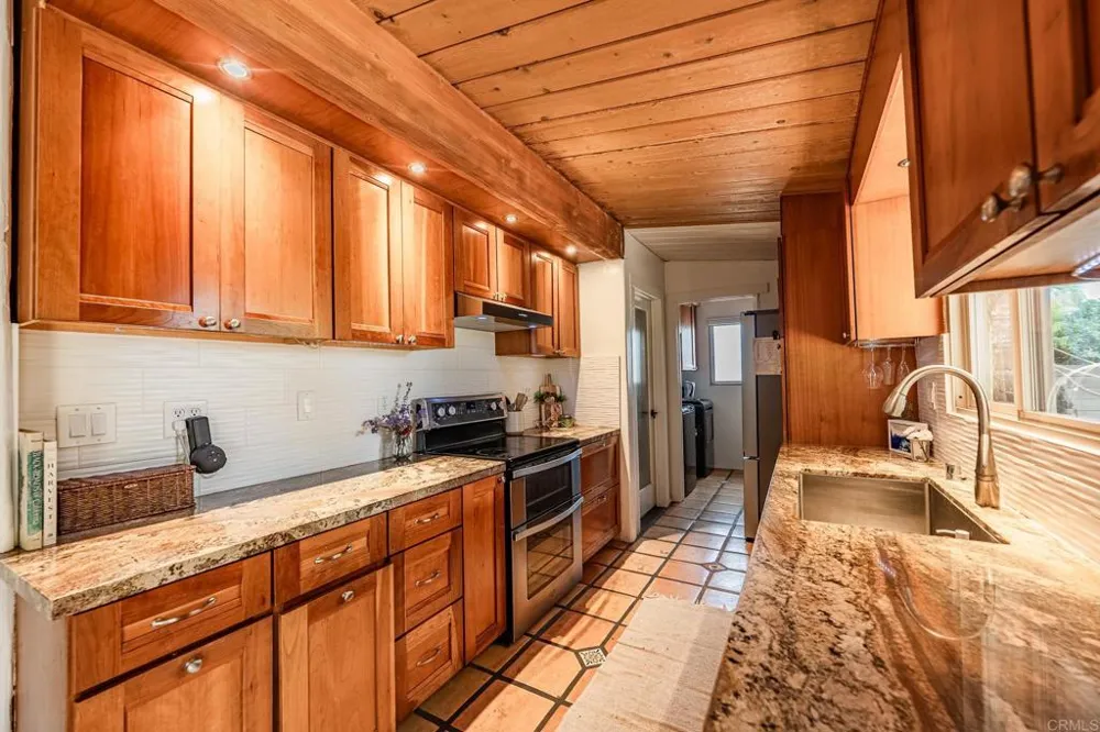 4719 Via Inca Fallbrook, CA 92028