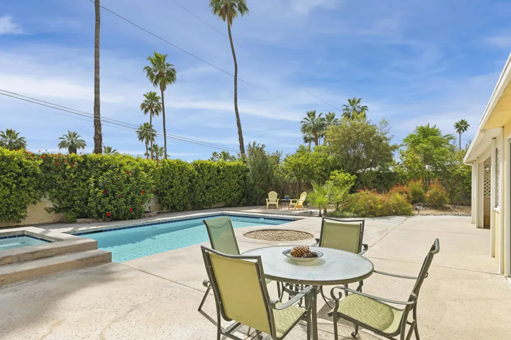 1444 Rodeo Road Palm Springs, CA 92262