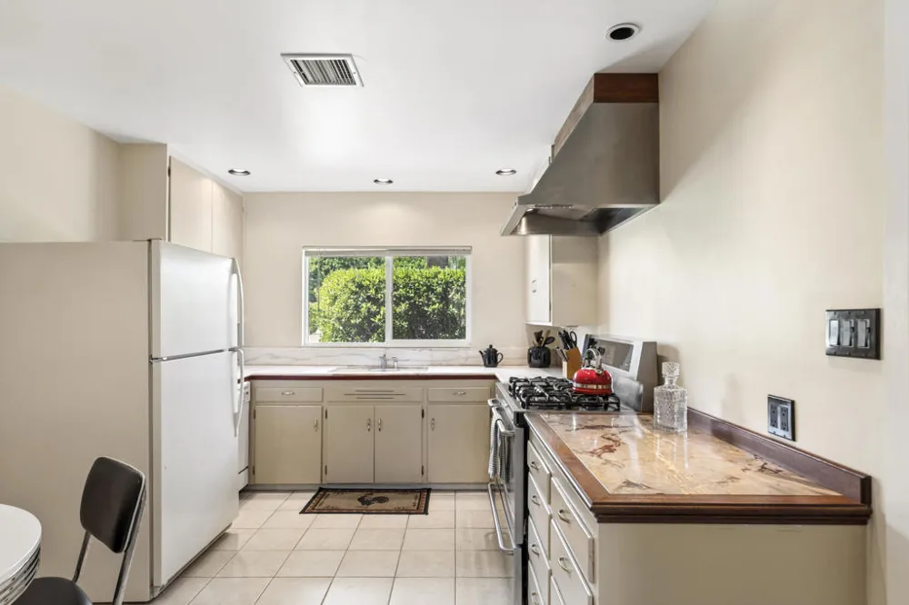 1444 Rodeo Road Palm Springs, CA 92262