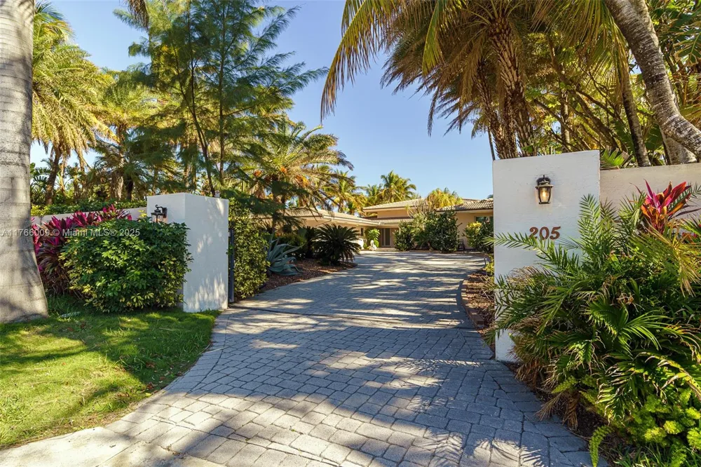 205 Ocean Blvd Golden Beach, FL 33160