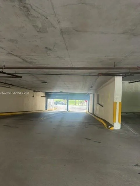 1723 SW 2nd Ave #704 Miami, FL 33129