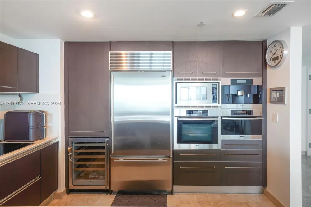 17001 Collins Ave #2805 Sunny Isles Beach, FL 33160