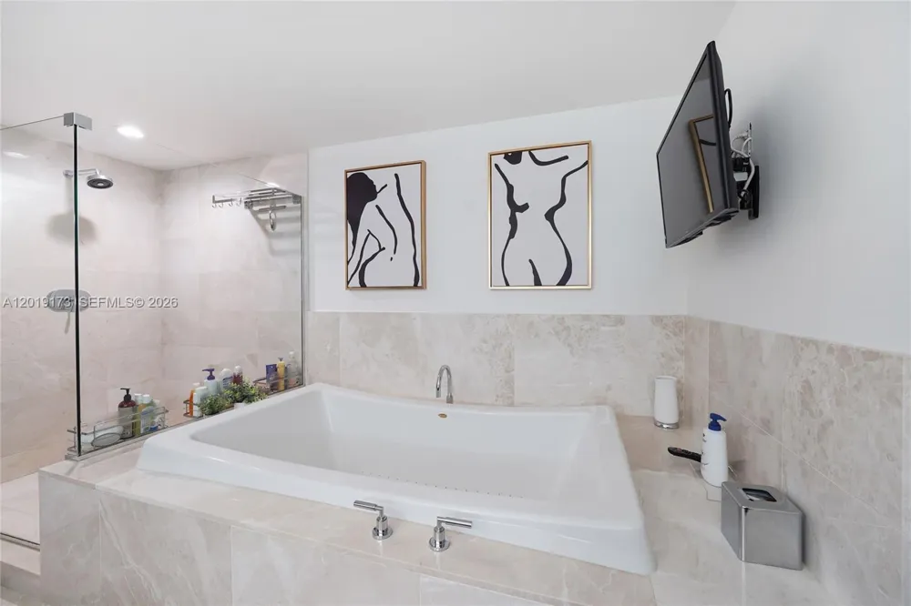 17001 Collins Ave #2805 Sunny Isles Beach, FL 33160