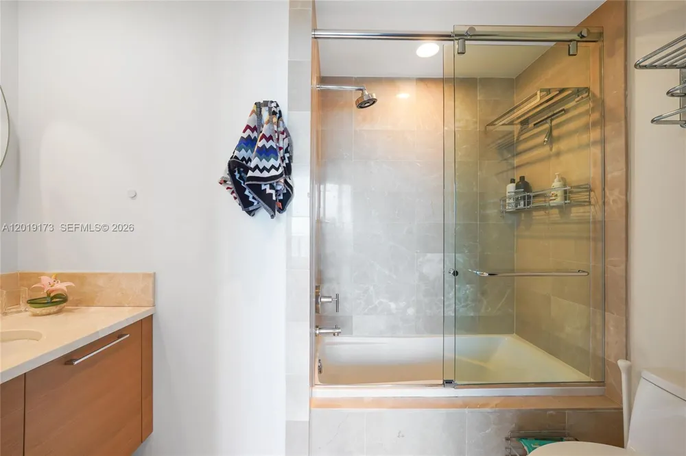 17001 Collins Ave #2805 Sunny Isles Beach, FL 33160