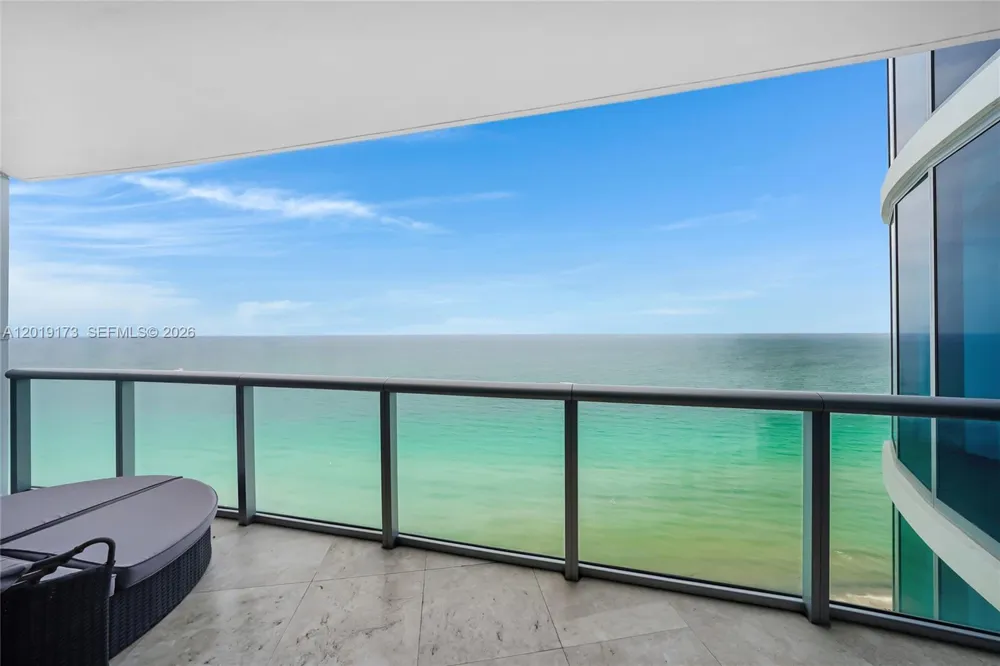 17001 Collins Ave #2805 Sunny Isles Beach, FL 33160