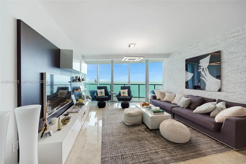 17001 Collins Ave #2805 Sunny Isles Beach, FL 33160