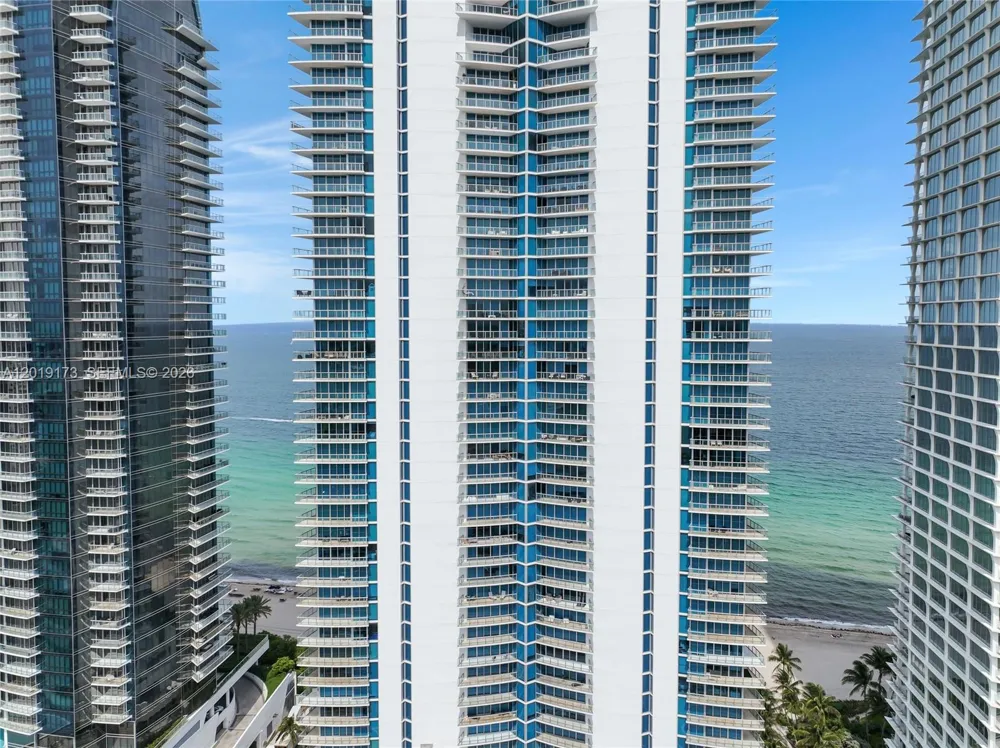 17001 Collins Ave #2805 Sunny Isles Beach, FL 33160