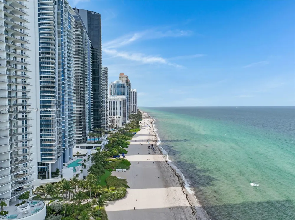 17001 Collins Ave #2805 Sunny Isles Beach, FL 33160