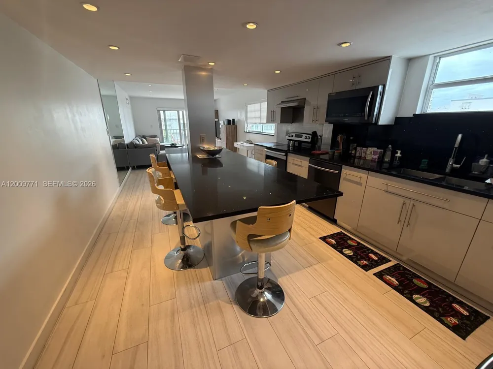 1150 Collins Ave #406 Miami Beach, FL 33139