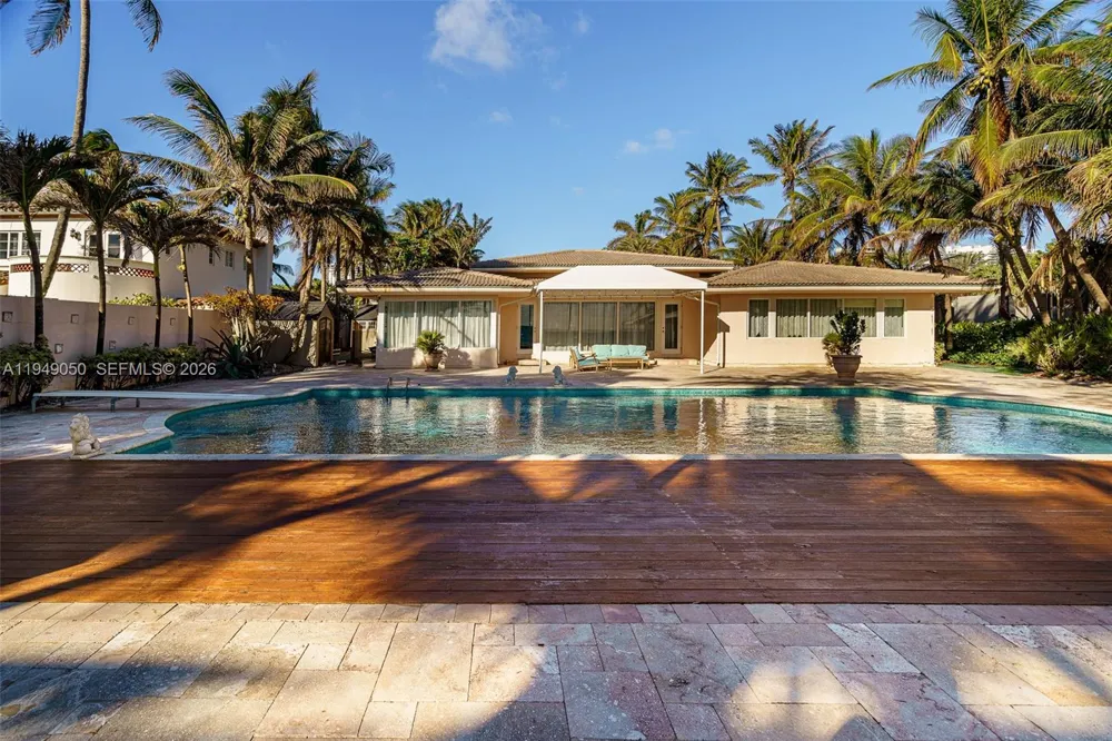 205 Ocean Blvd #0 Golden Beach, FL 33160