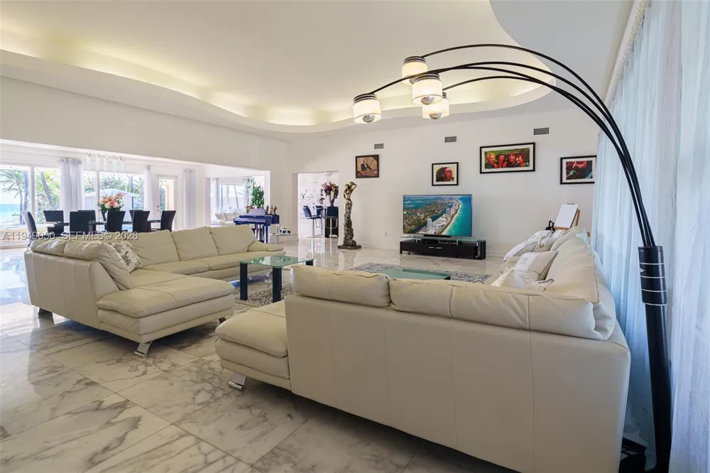 205 Ocean Blvd #0 Golden Beach, FL 33160