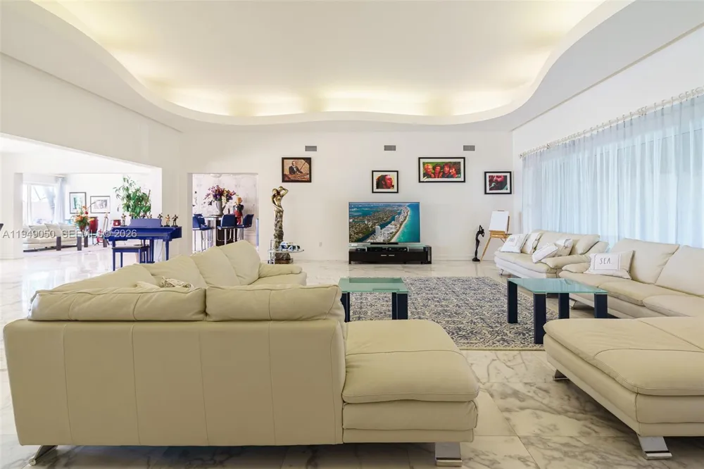 205 Ocean Blvd #0 Golden Beach, FL 33160