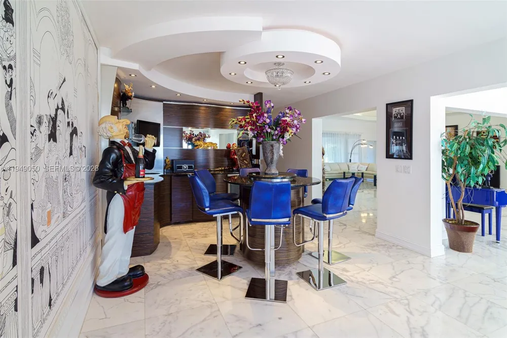 205 Ocean Blvd #0 Golden Beach, FL 33160
