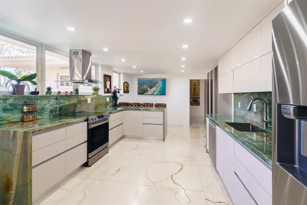 205 Ocean Blvd #0 Golden Beach, FL 33160