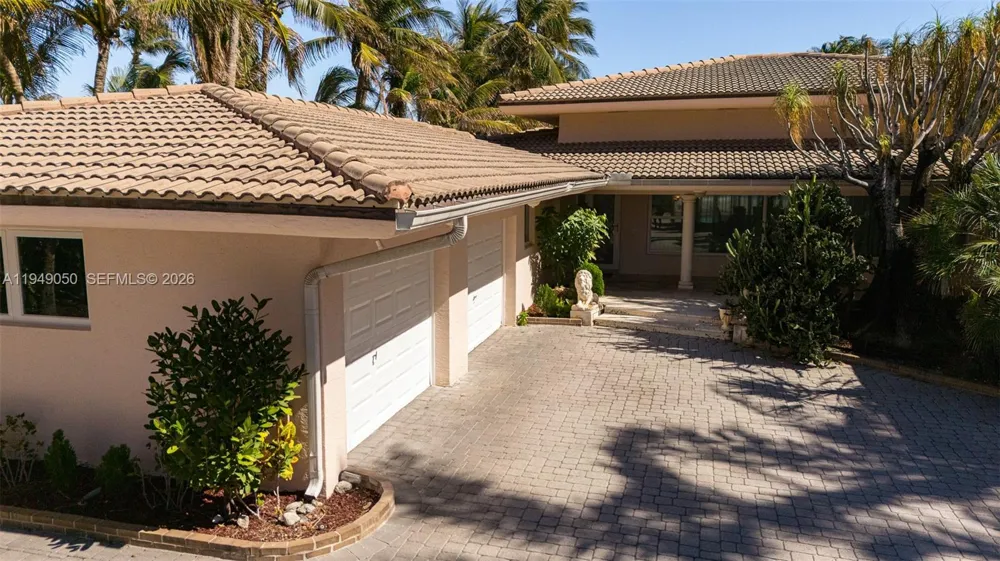 205 Ocean Blvd #0 Golden Beach, FL 33160