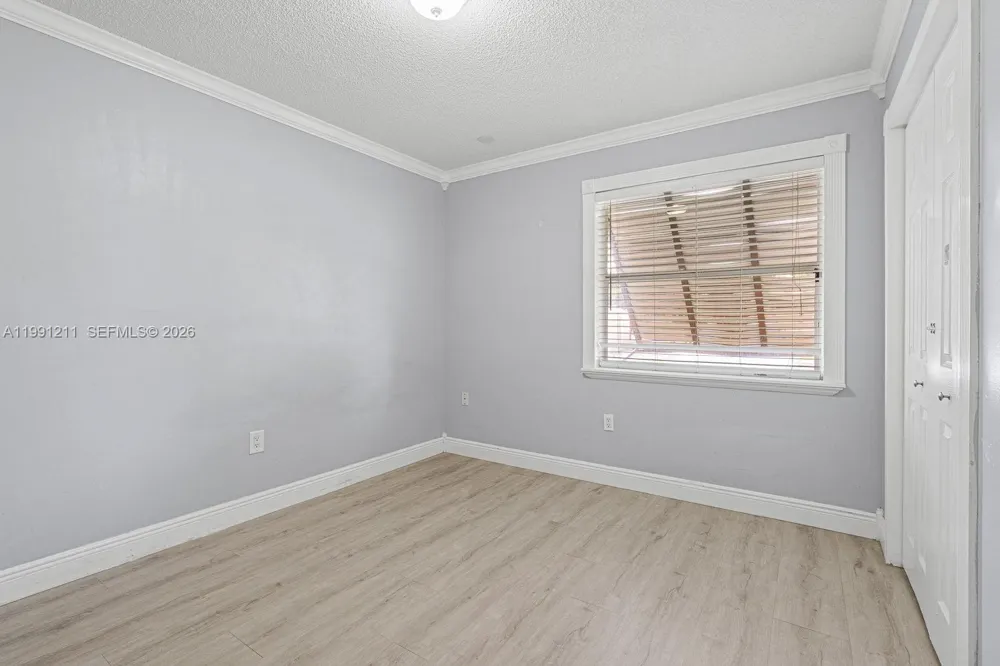 6854 NW 173rd Dr #210 Hialeah, FL 33015