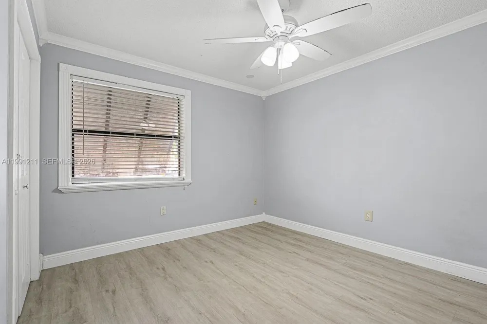 6854 NW 173rd Dr #210 Hialeah, FL 33015
