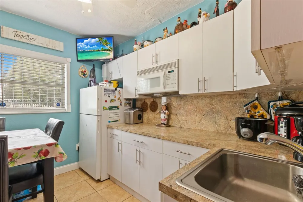 2321 NW 153rd St Miami Gardens, FL 33054