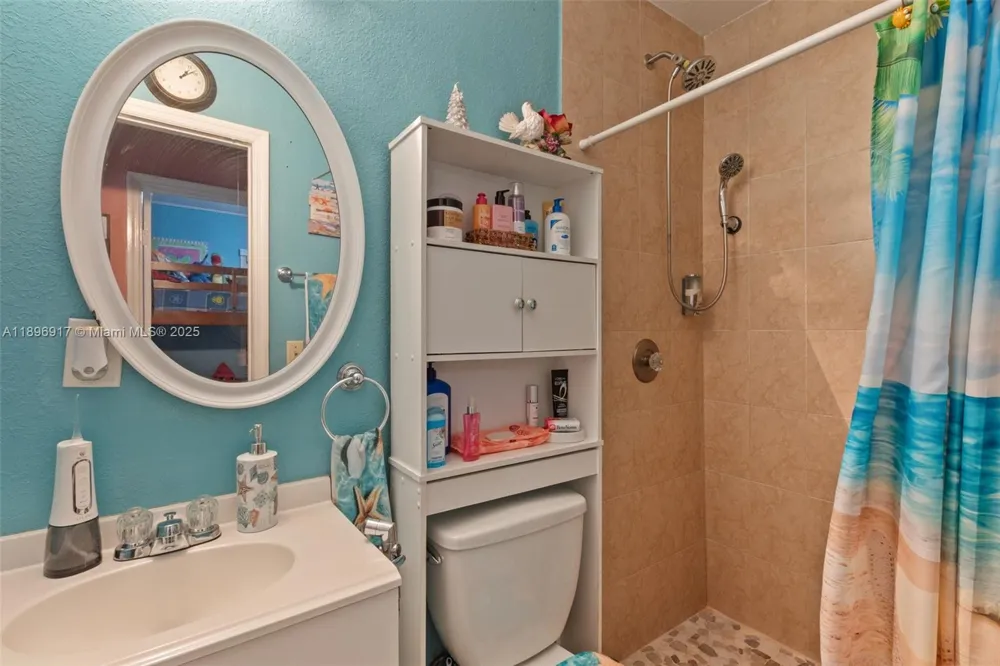 2321 NW 153rd St Miami Gardens, FL 33054