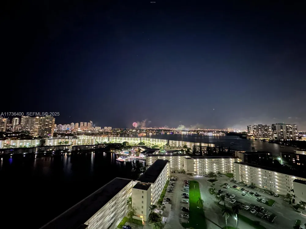 18031 Biscayne Blvd #PH01 Aventura, FL 33160