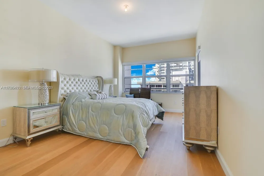 18031 Biscayne Blvd #PH01 Aventura, FL 33160