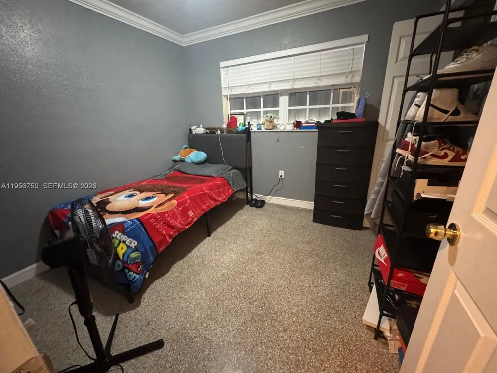 19521 NW 38th Ave Miami Gardens, FL 33055