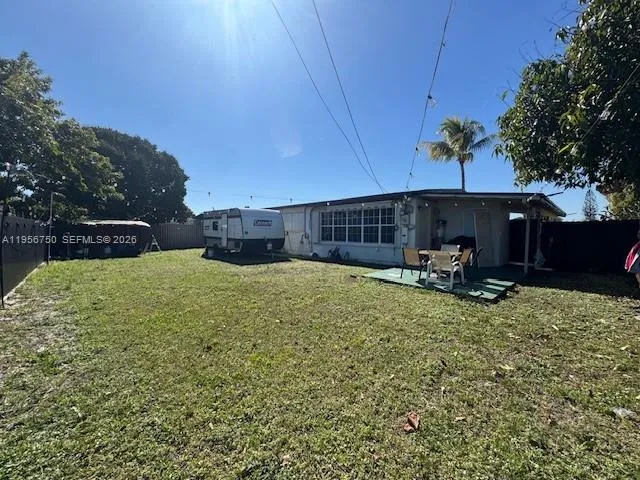 19521 NW 38th Ave Miami Gardens, FL 33055