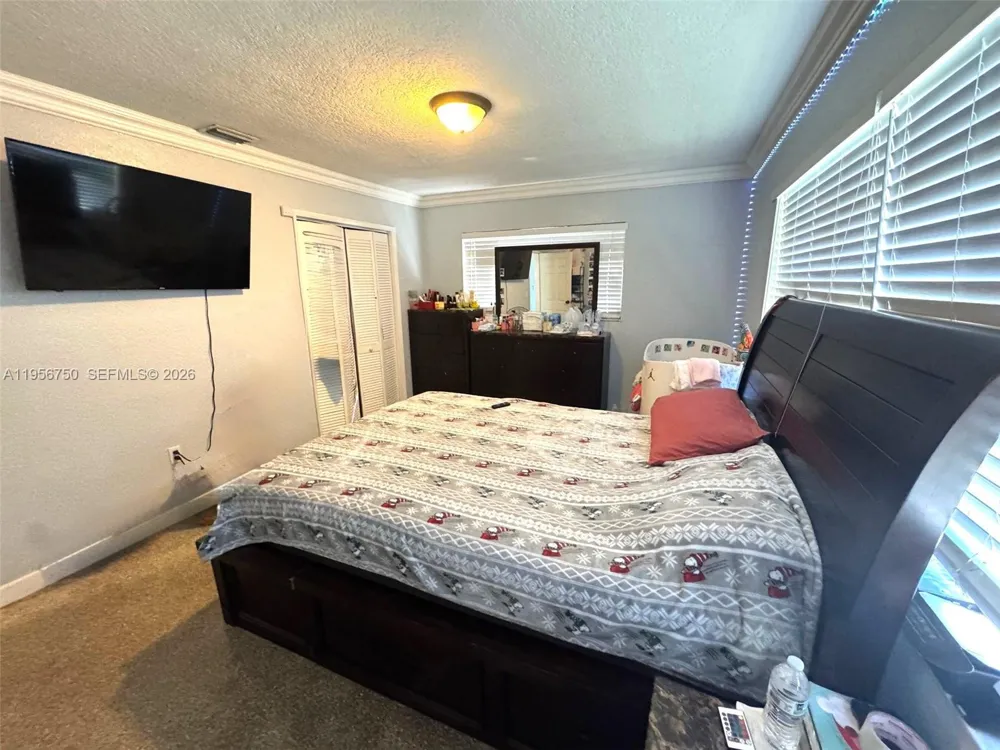 19521 NW 38th Ave Miami Gardens, FL 33055