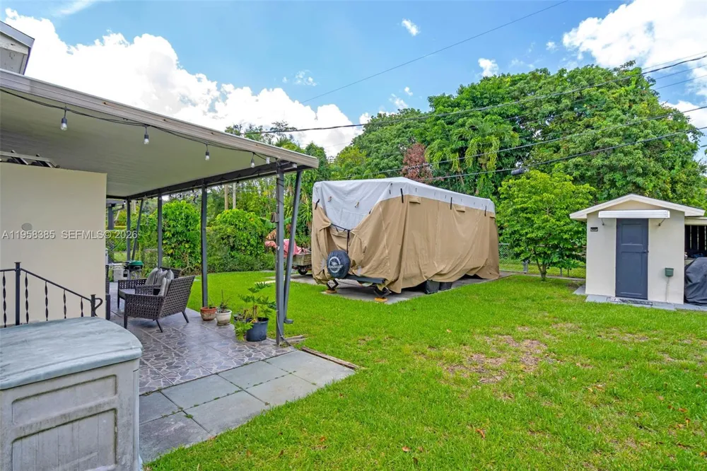 249 Carlisle Dr Miami Springs, FL 33166