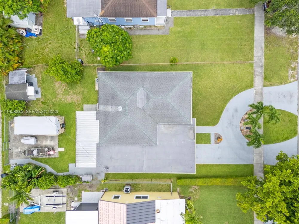 249 Carlisle Dr Miami Springs, FL 33166