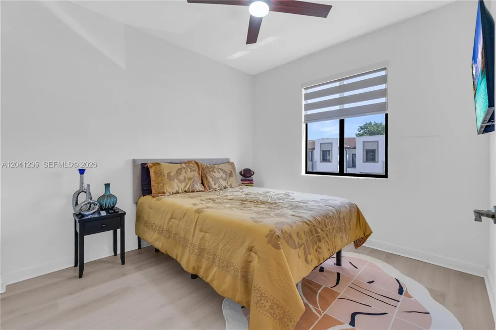 21068 NE 8th Ave Miami, FL 33179