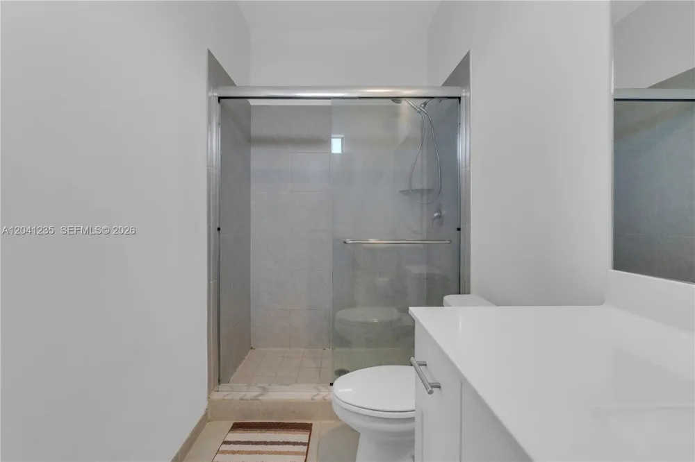 21068 NE 8th Ave Miami, FL 33179