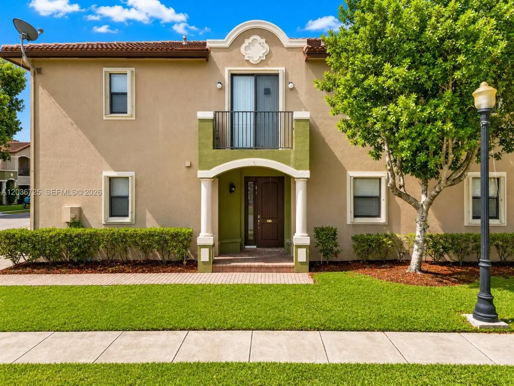 678 NE 33rd Ter Homestead, FL 33033