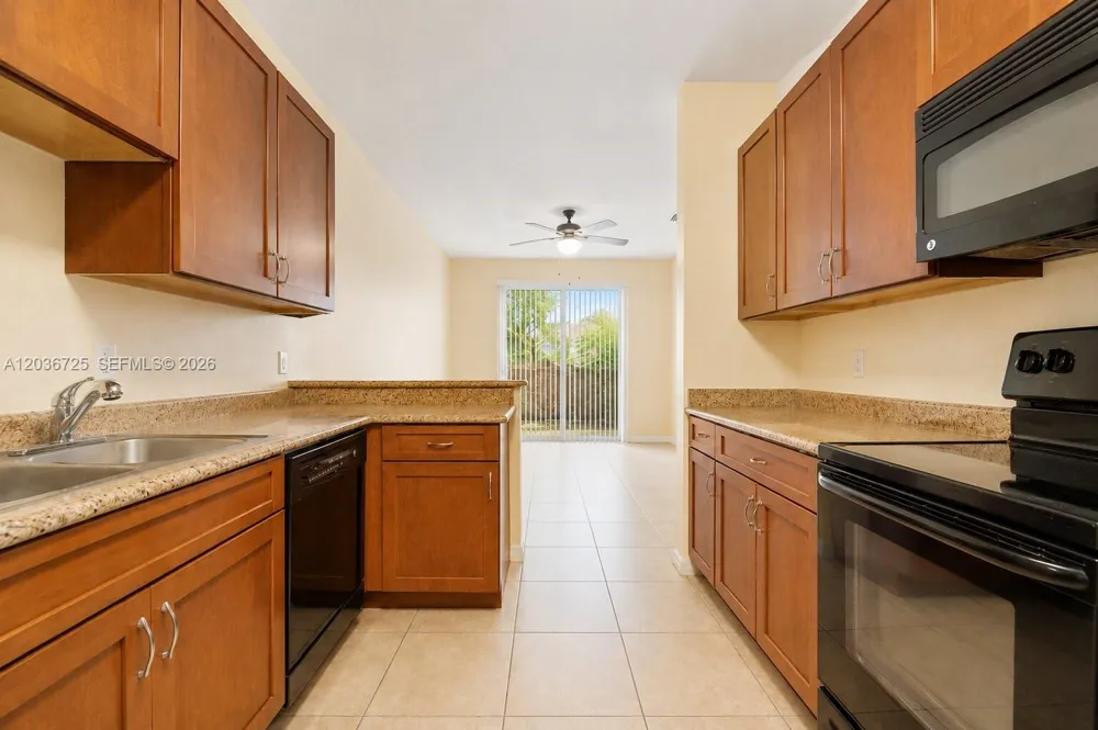 678 NE 33rd Ter Homestead, FL 33033