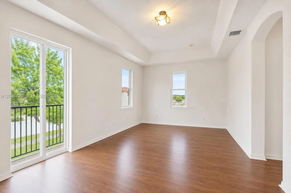 678 NE 33rd Ter Homestead, FL 33033