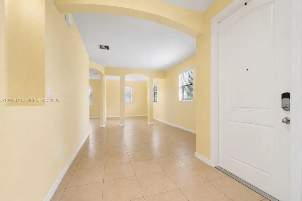 678 NE 33rd Ter Homestead, FL 33033