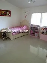 546 NE 199th Ln #4W Miami, FL 33179